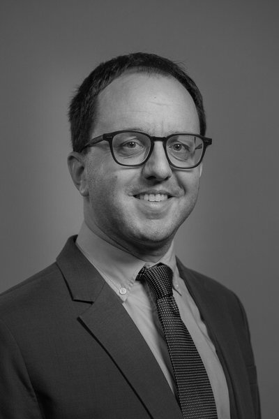 Prof. Dr. Benedikt Pirker